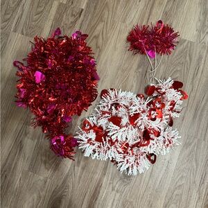 Hobby Lobby Red and White Holiday Garland